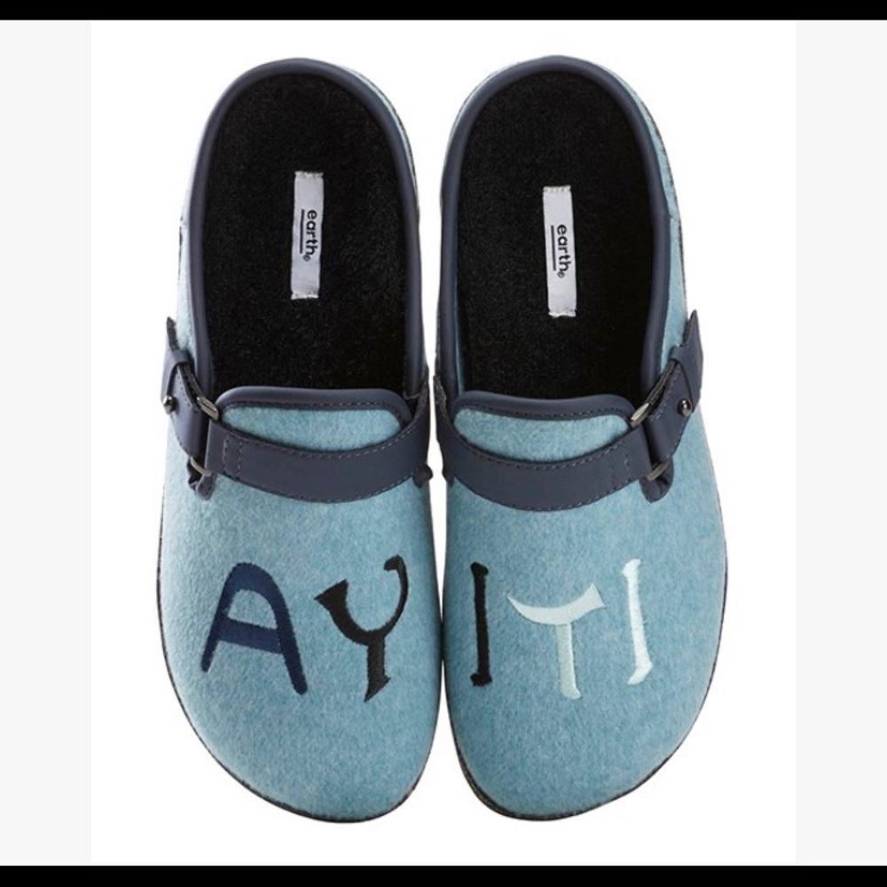 ⬇️🎉 SALE! NIB Earth Origins “Ayti” Faux Wool Clog
